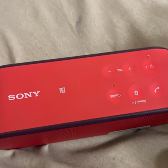 SONY Speaker BOTH SRSX2 Ultra-Portable NFC Bluetooth Wireless Red white - Picture 4 of 11